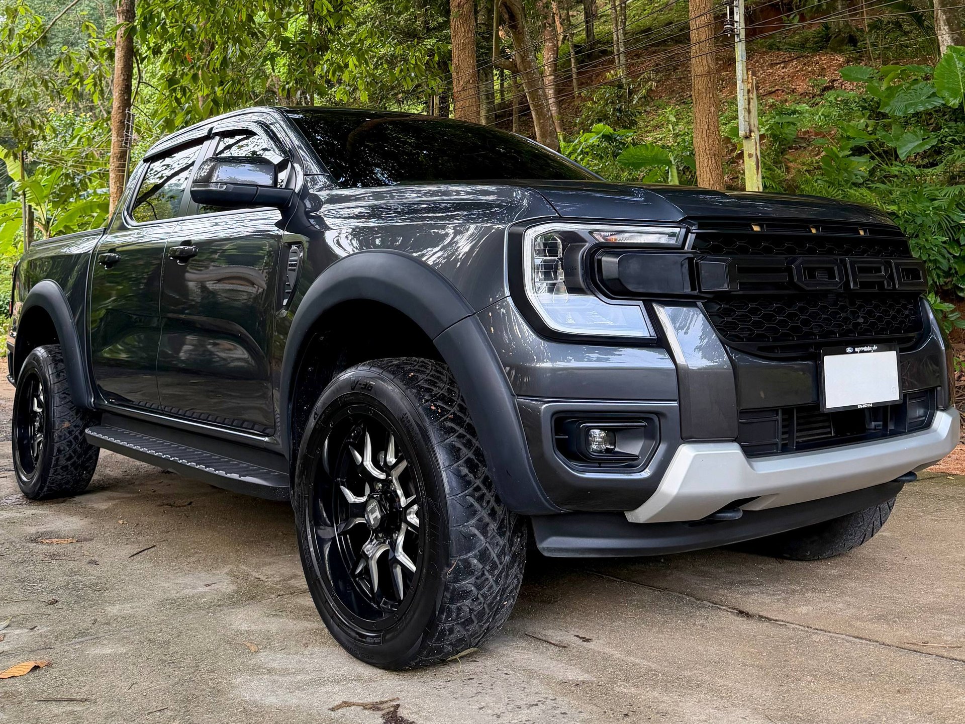 Ford Raptor Black (2022) — 4