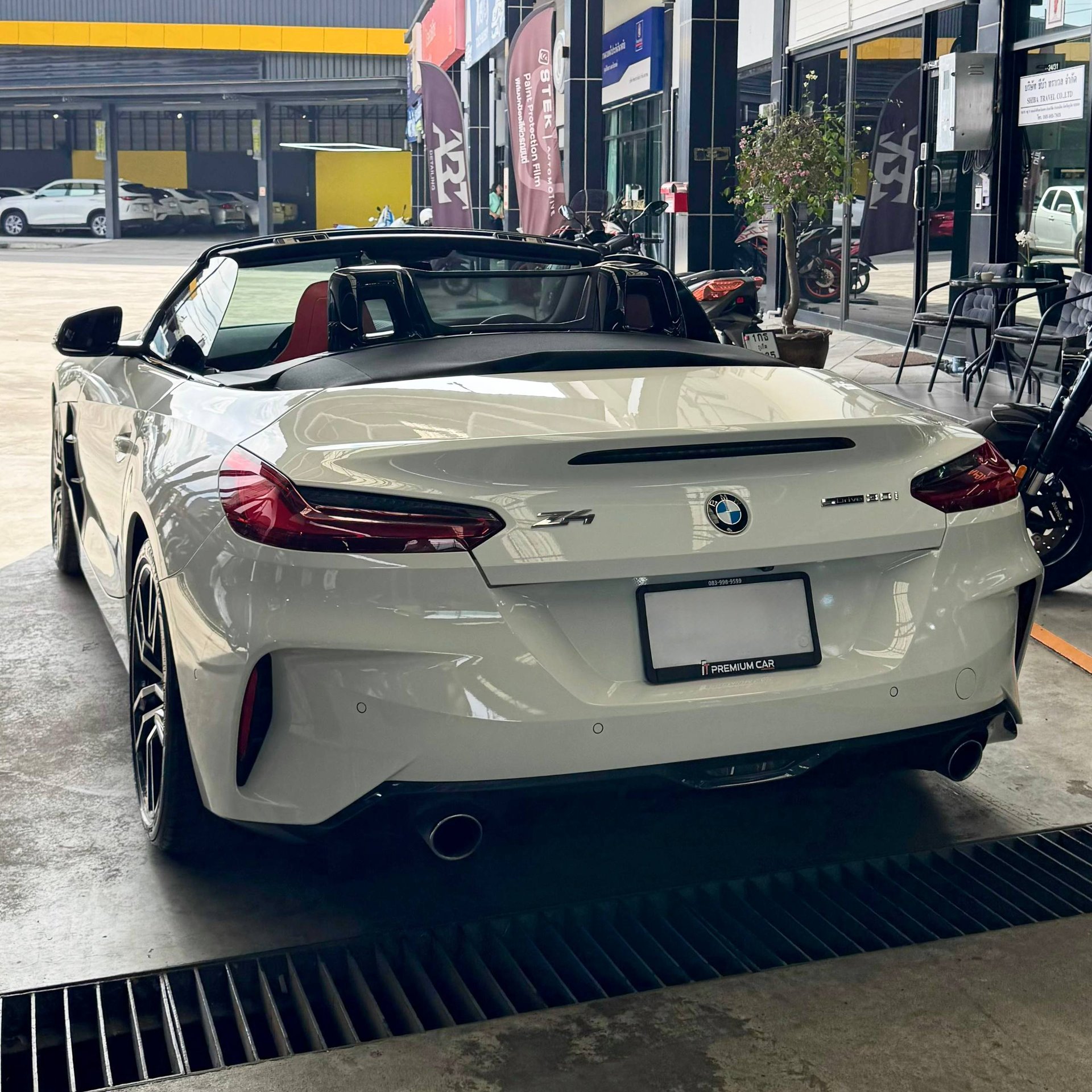 BMW Z4 (2024) — 5