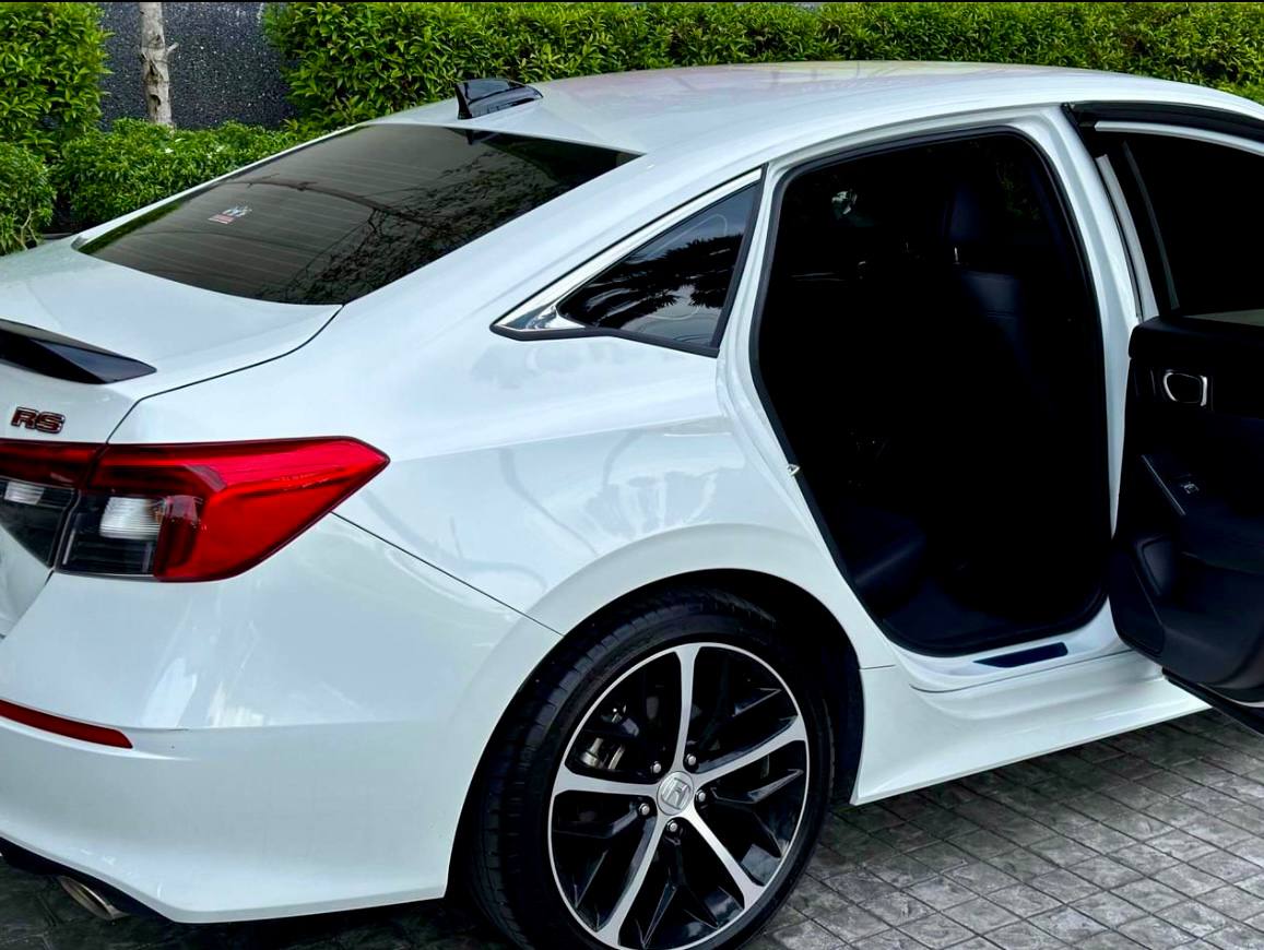 Honda Civic RS (2023) — 3