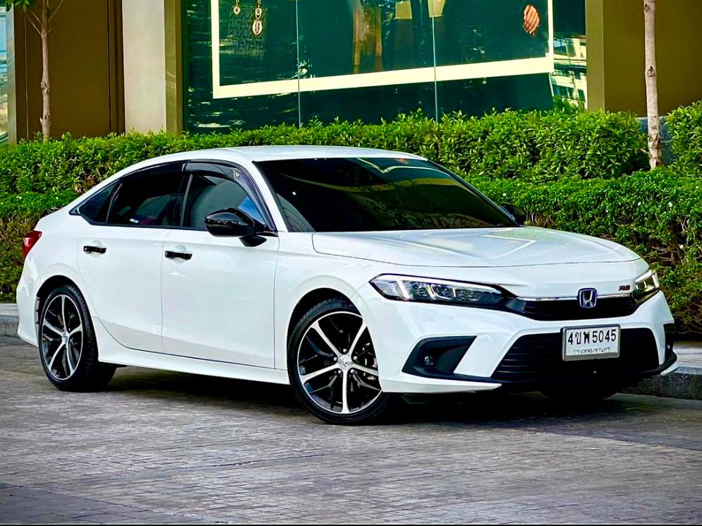 Honda Civic RS (2023) — 4