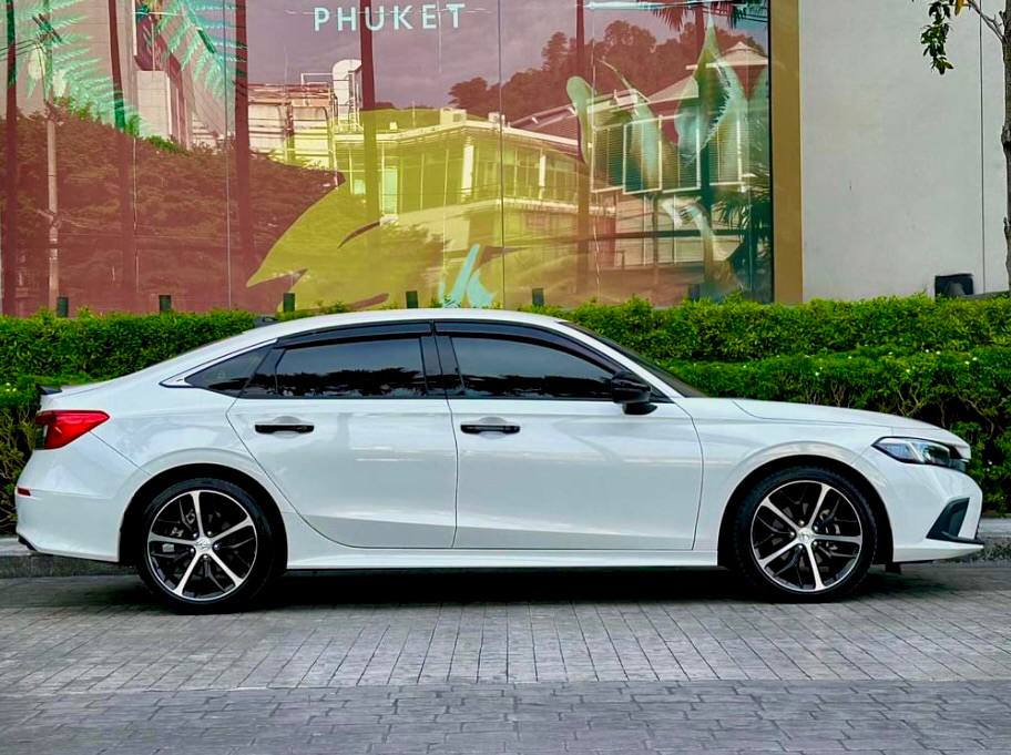Honda Civic RS (2023) — 5