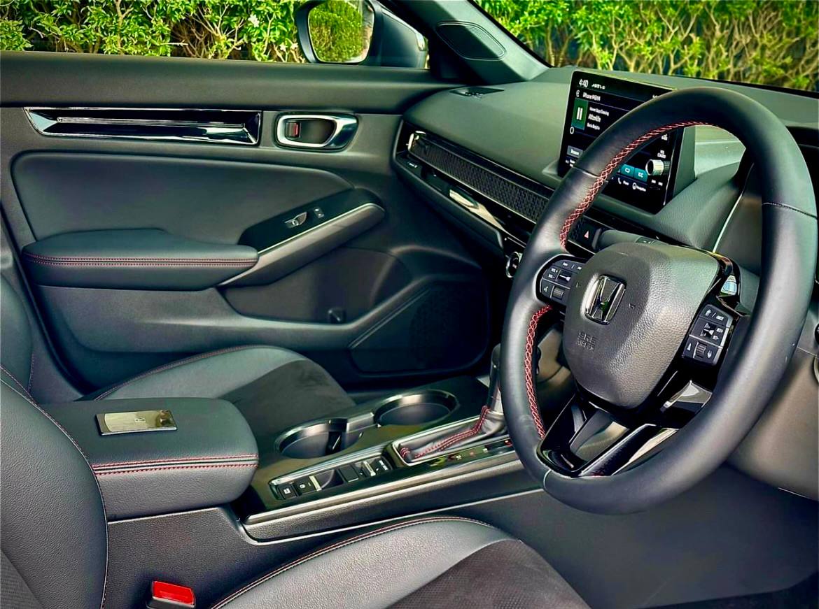 Honda Civic RS (2023) — 7