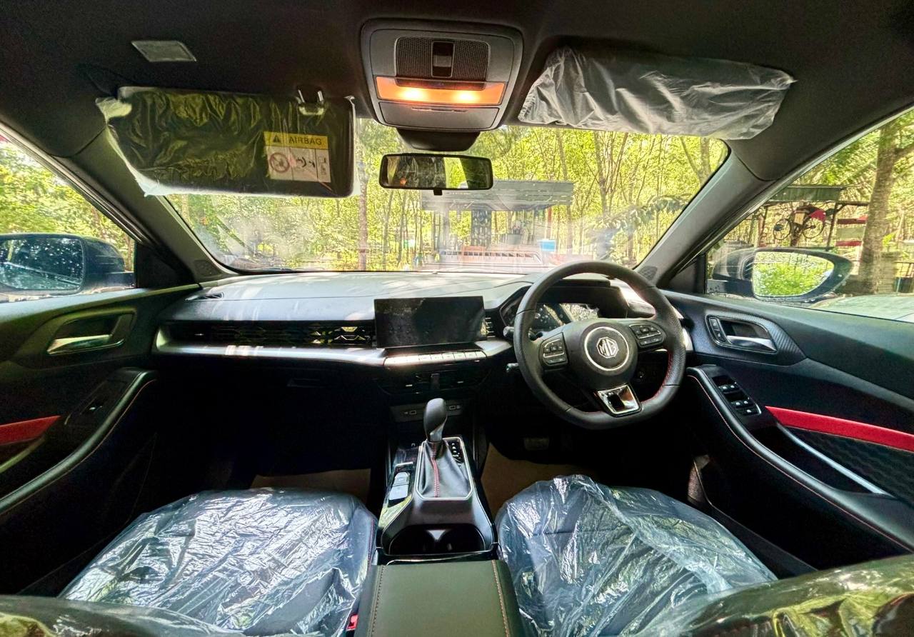 MG 5 Pro X Top model (2025) — 5