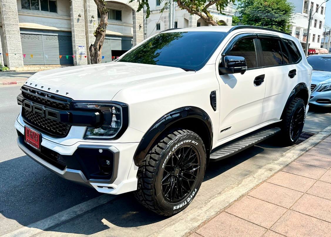 Ford Everest (2024) — 2