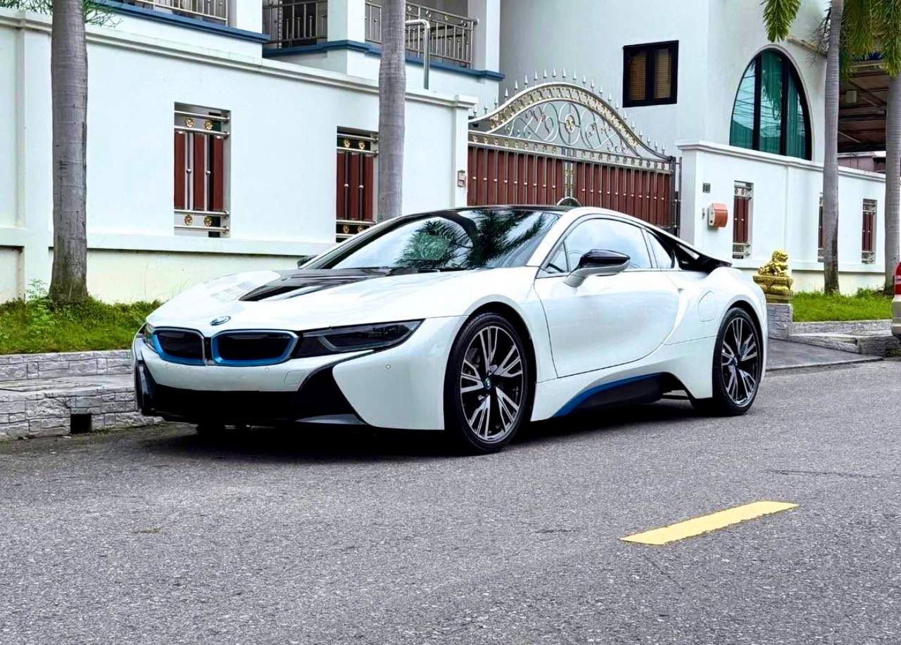 BMW I8 Roadster (2020) — 4