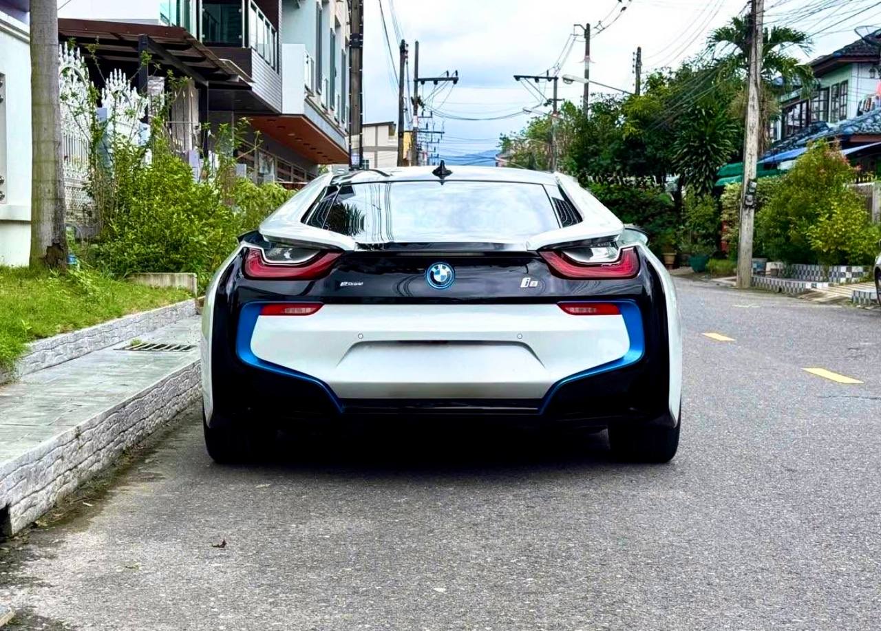 BMW I8 Roadster (2020) — 5