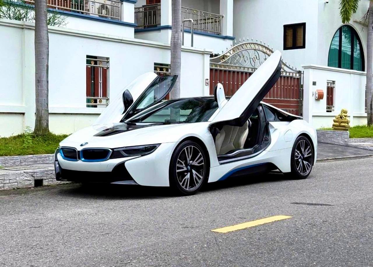 BMW I8 Roadster (2020) — 7