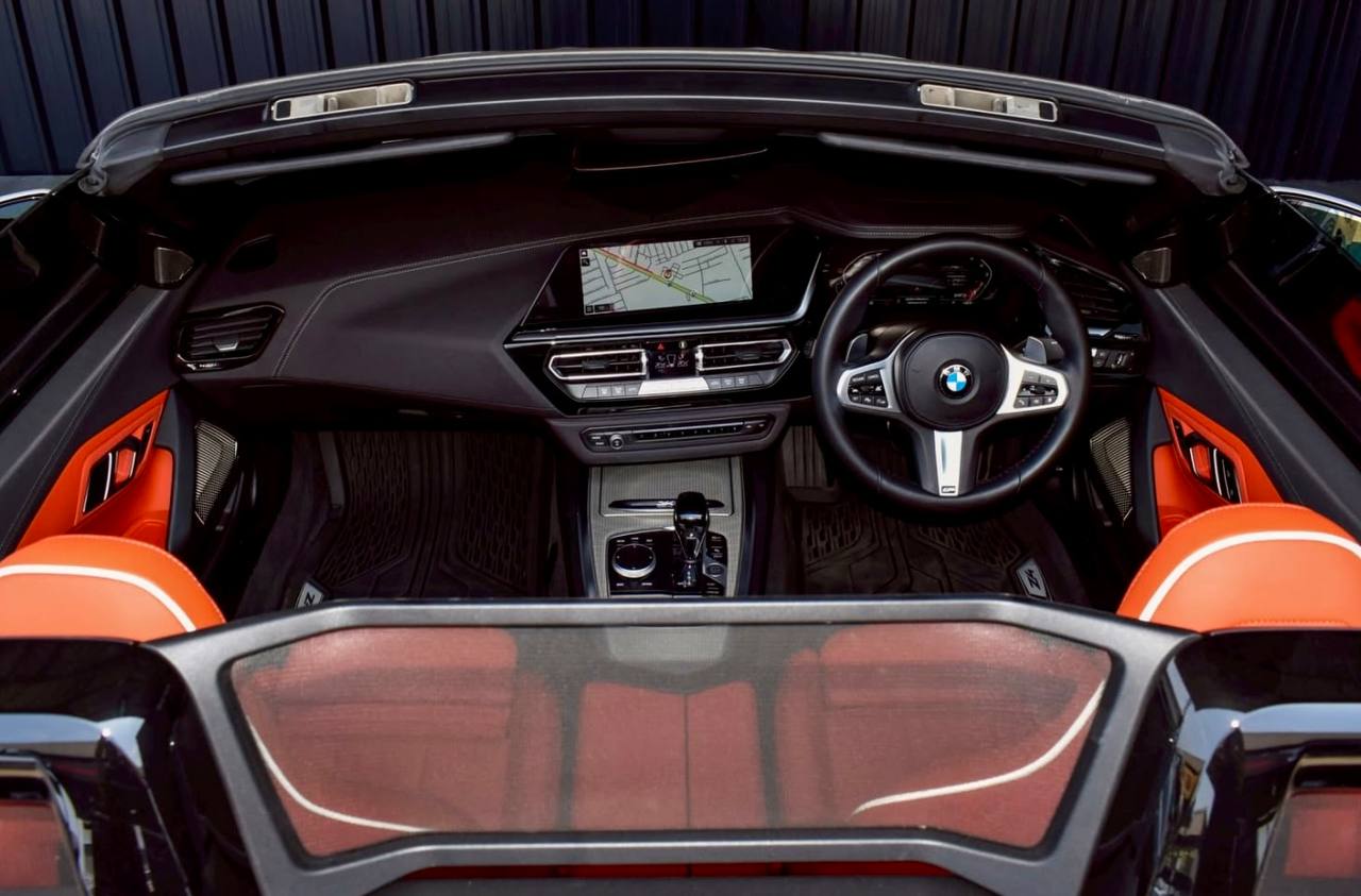 BMW Z4 M40i (2024) — 7