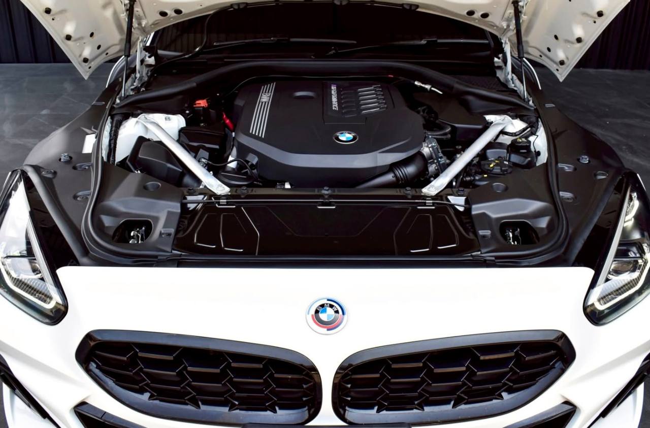 BMW Z4 M40i (2024) — 8