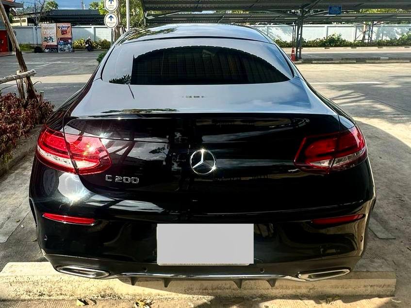 Mercedes C200 Coupe (2021) — 2