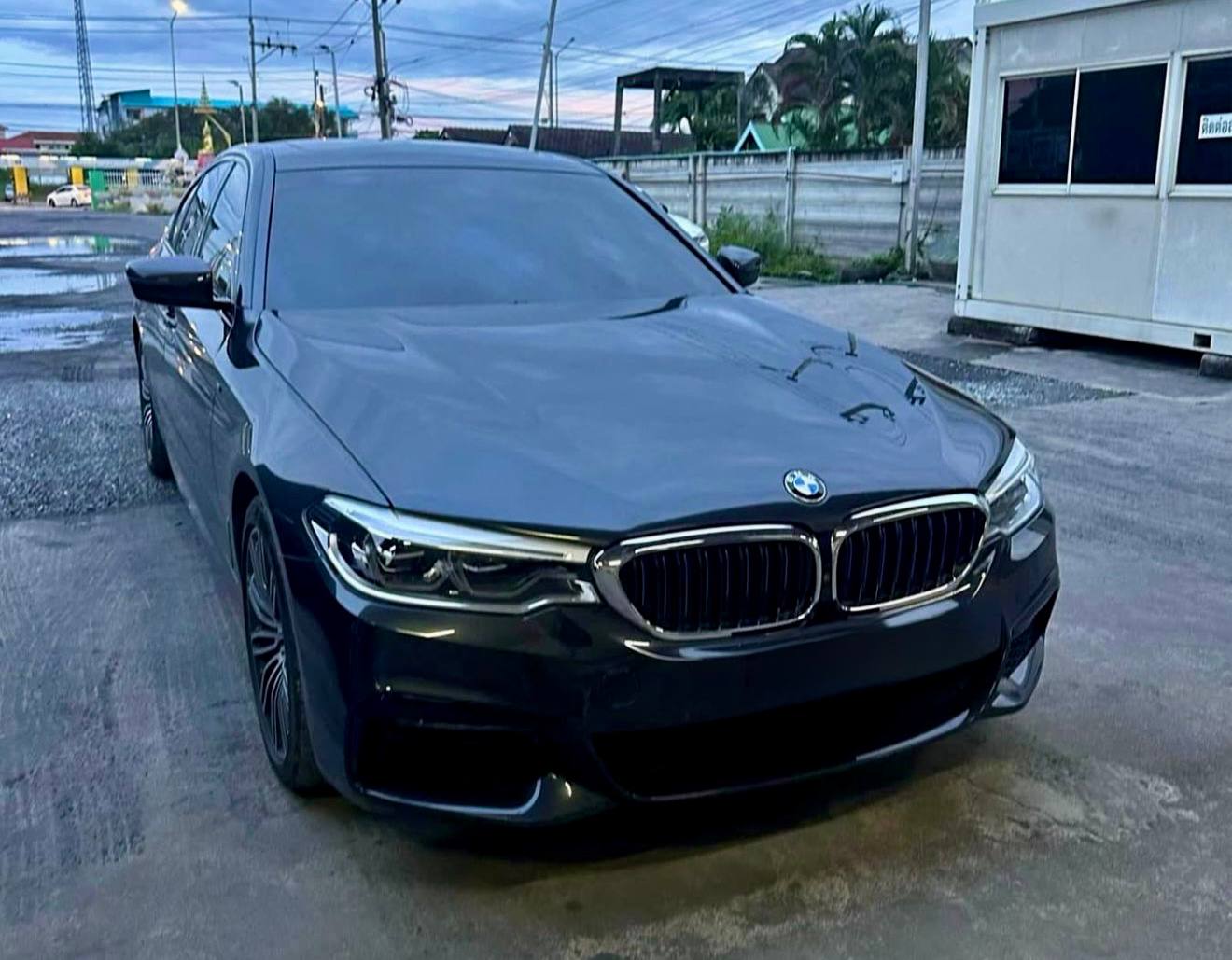 BMW 530e (2024) — 1