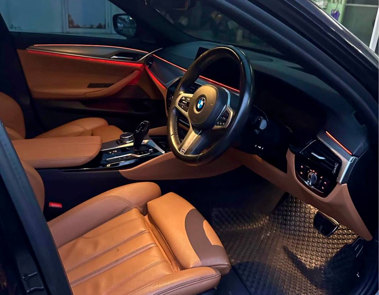 BMW 530e (2024) — 2
