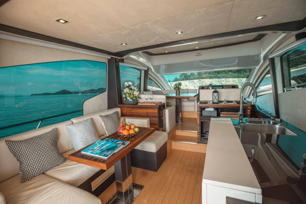 Scenery Yacht — 5
